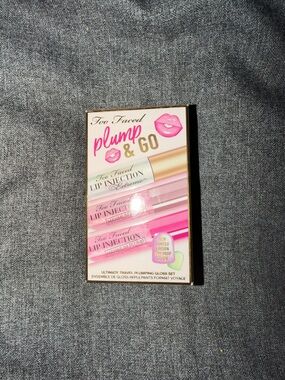 Too Faced Plump & Go Lip Injection Gloss Set - Pink & Gold Accents